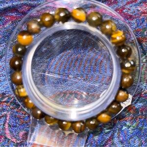 Elegant Tiger's Eye Beaded Bracelet